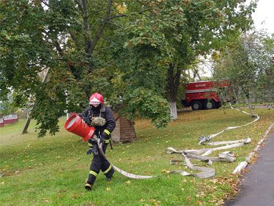Совместное тренировочное занятие персонала УЗ «Столбцовская ЦРБ» и пожарных аварийно-спасательных подразделений Столбцовского РОЧС